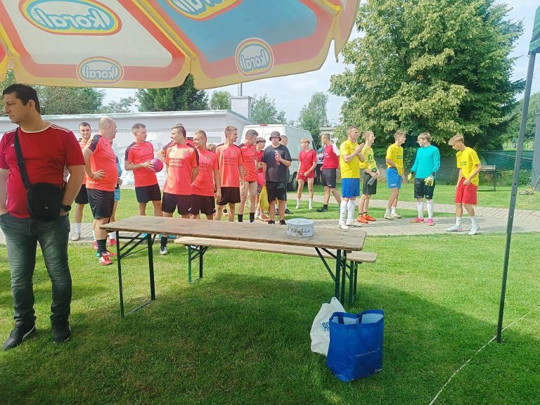 Trwa Festyn i Turniej Piłkarski na Stadionie