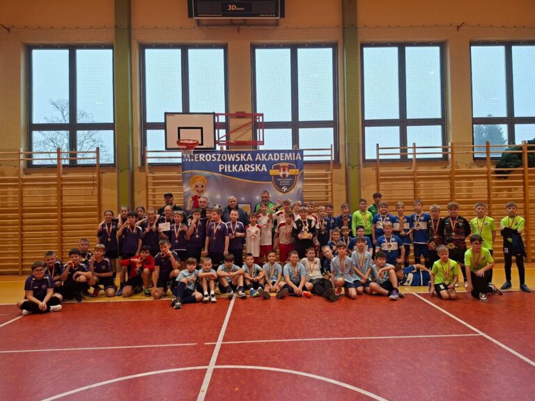 Niezwykłe emocje sportowe towarzyszyły w naszej Gminie na Hali sportowej przy ul. Hożej
