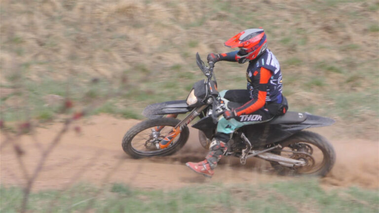 Enduro Stars i Mieroszowskie Centrum Kultury opowiadają o najbliższych wydarzeniach na torze Enduro